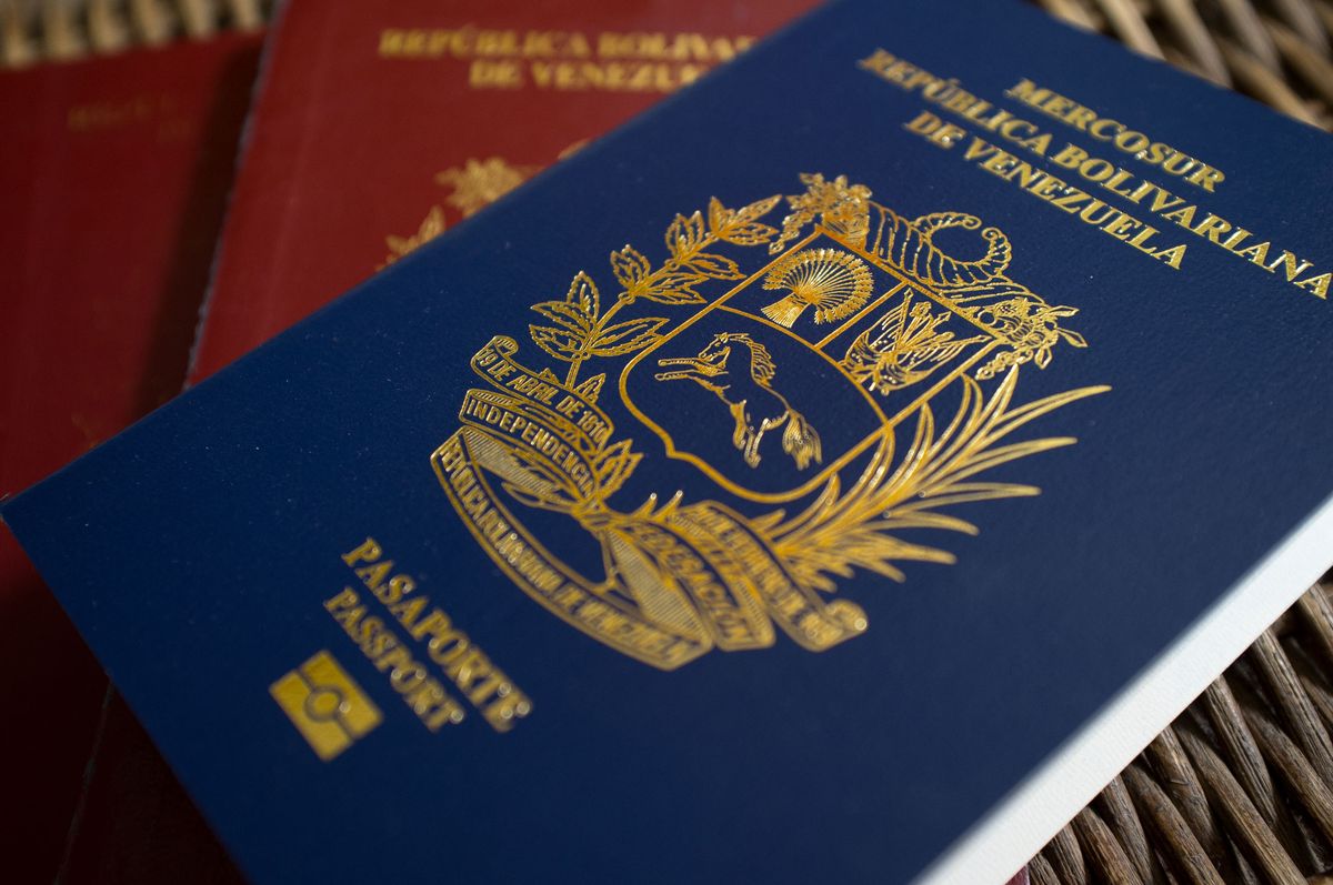 Venezuela | Passport Fee | Petro | Petro adoption